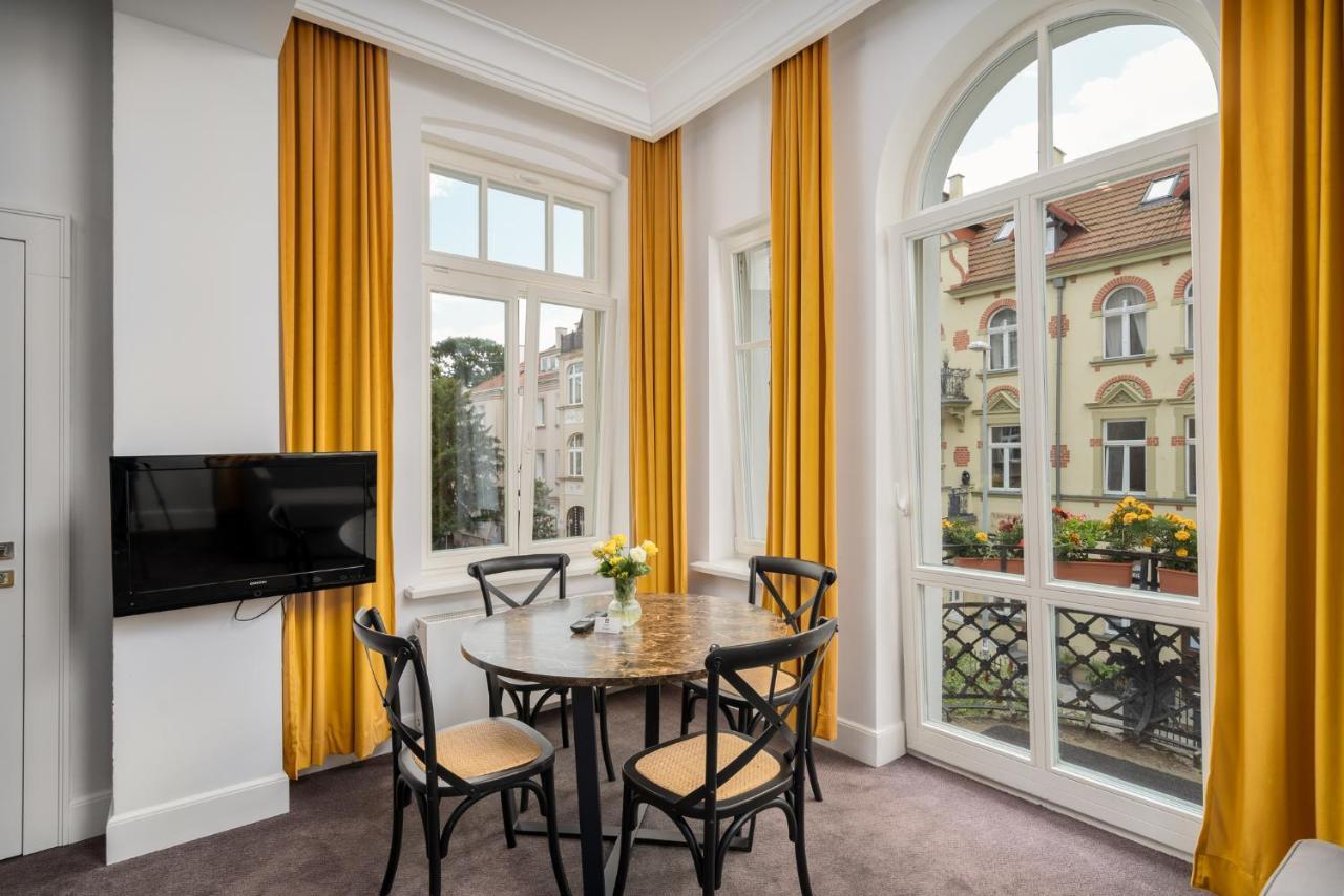 Apartament So In *